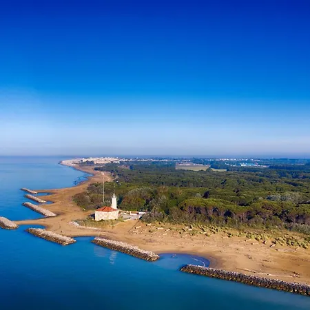 Flat In A Modern Coastal Building Apartman