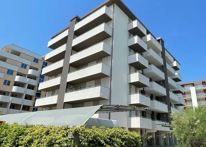 Апартаменты Flat In A Modern Coastal Building Бибионе